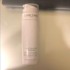 Lancôme make up removing milk